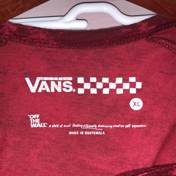 VANS OFF THE WALL RED CUTOUT SCOOP NECK XL - Picture 4 of 5